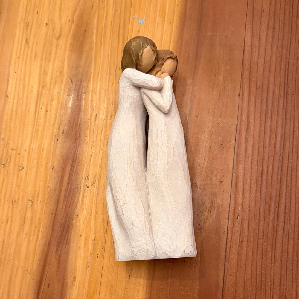 Willow Tree Embrace Figurine in White and Tan